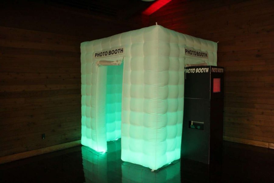 inflatable photo booth with green lights